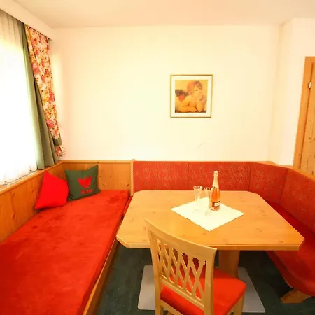 Lackner Apartmán Ried im Zillertal